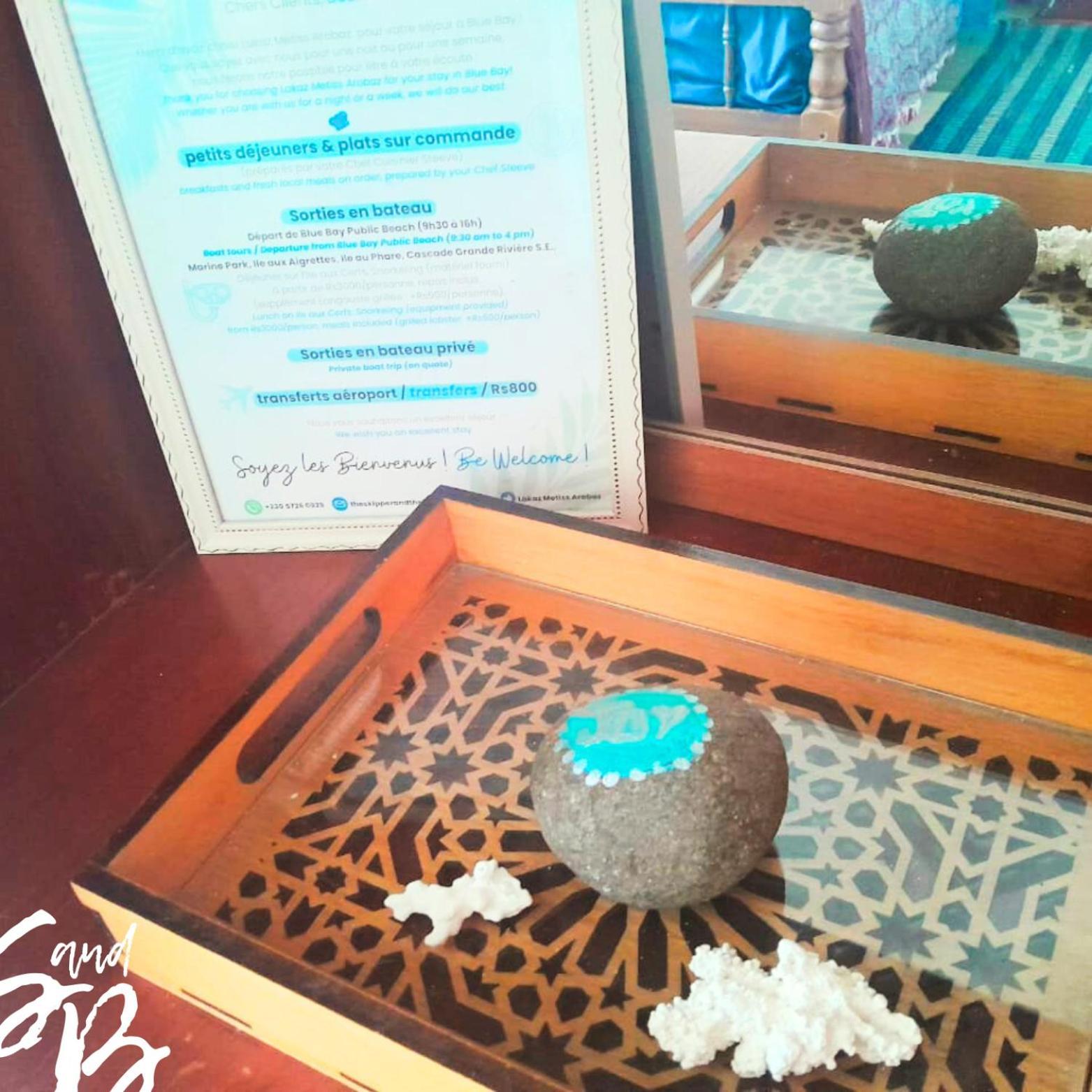 Lakaz Metiss Arobaz Apartment Blue Bay Bagian luar foto