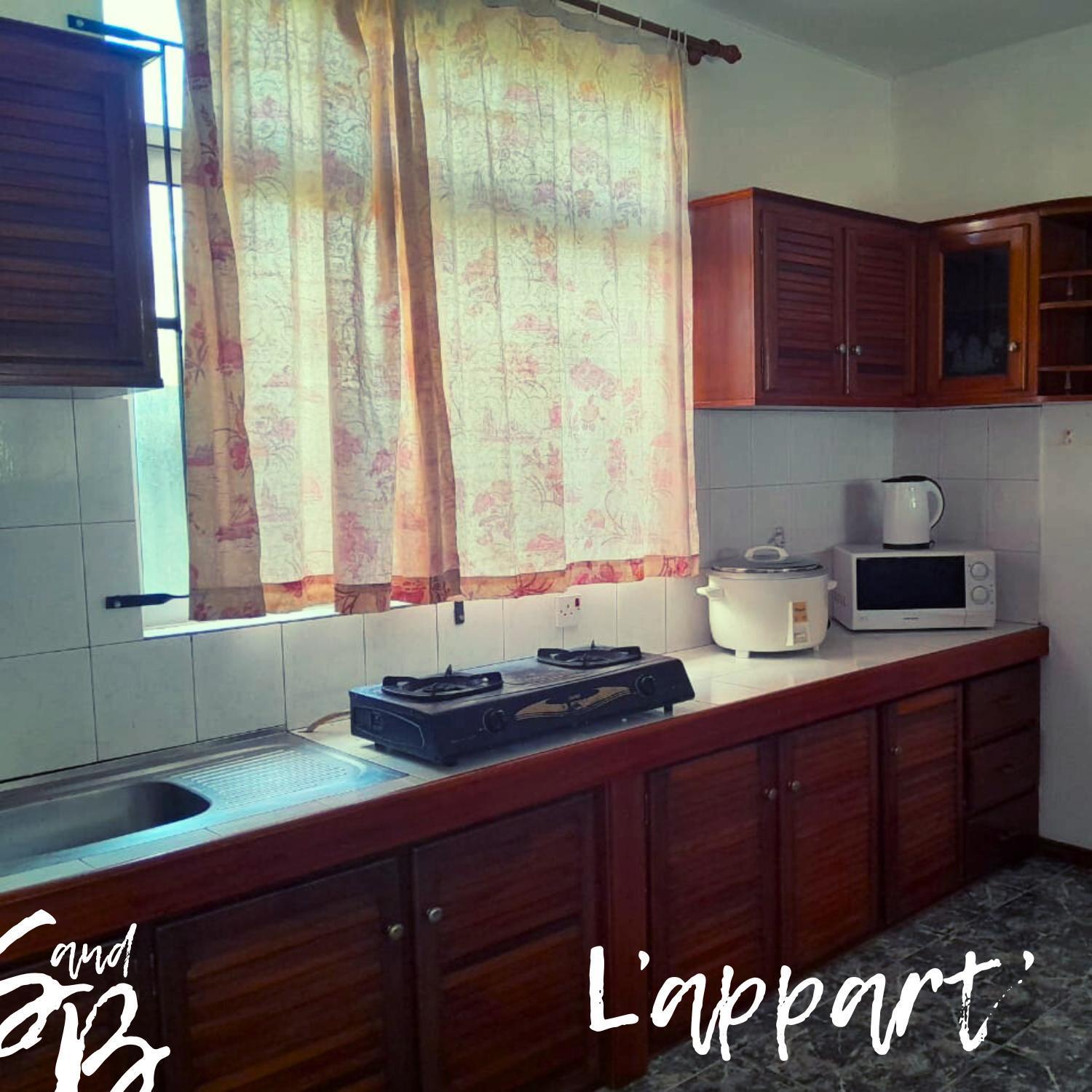 Lakaz Metiss Arobaz Apartment Blue Bay Bagian luar foto